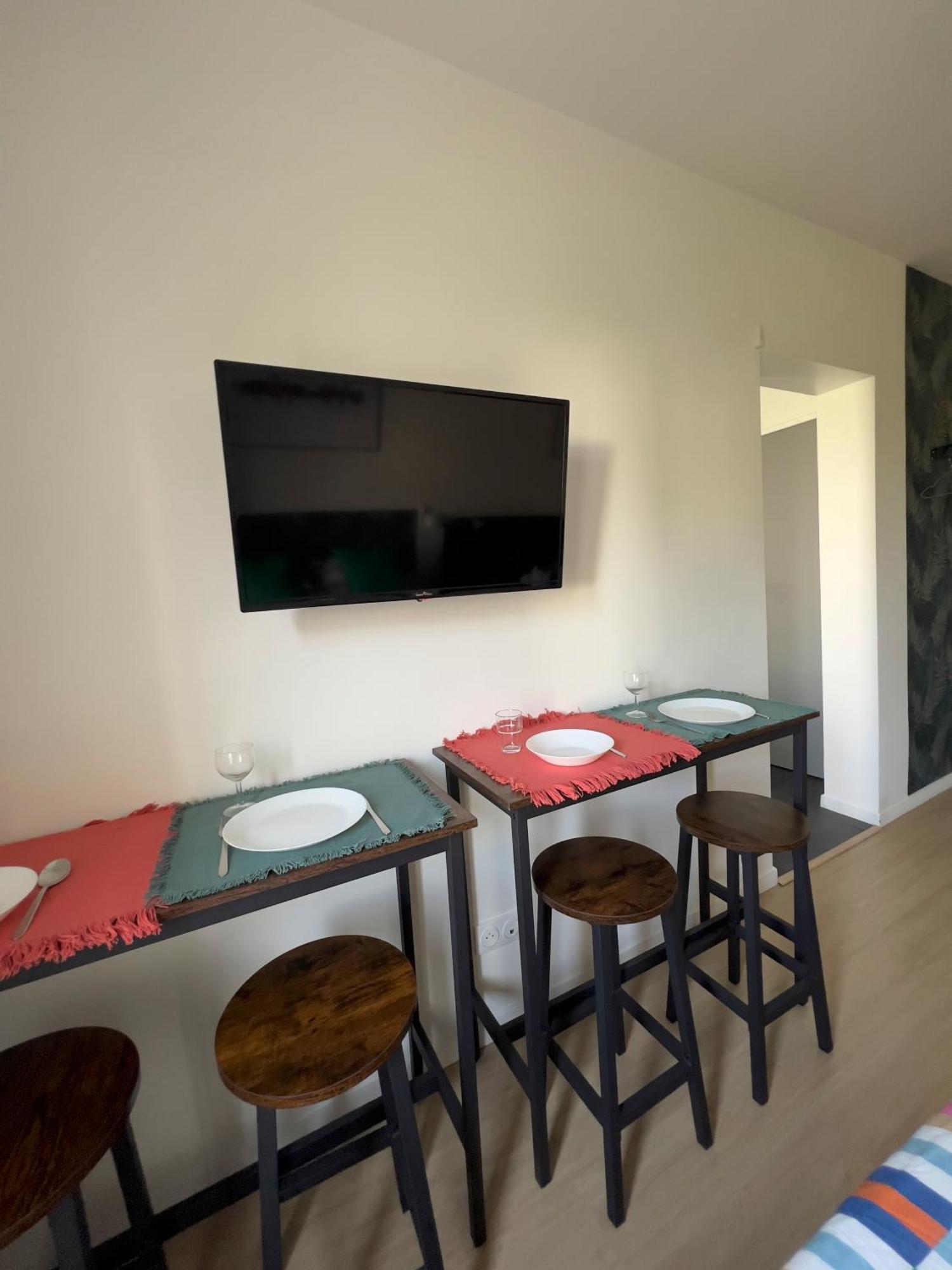 Studios Cozy 2A4 Pers Avec Jardin I Proche Futuroscope Châtellerault Eksteriør billede